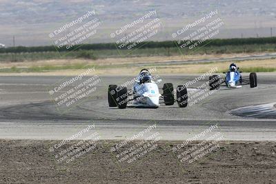 media/Jun-01-2024-CalClub SCCA (Sat) [[0aa0dc4a91]]/Group 4/Race/